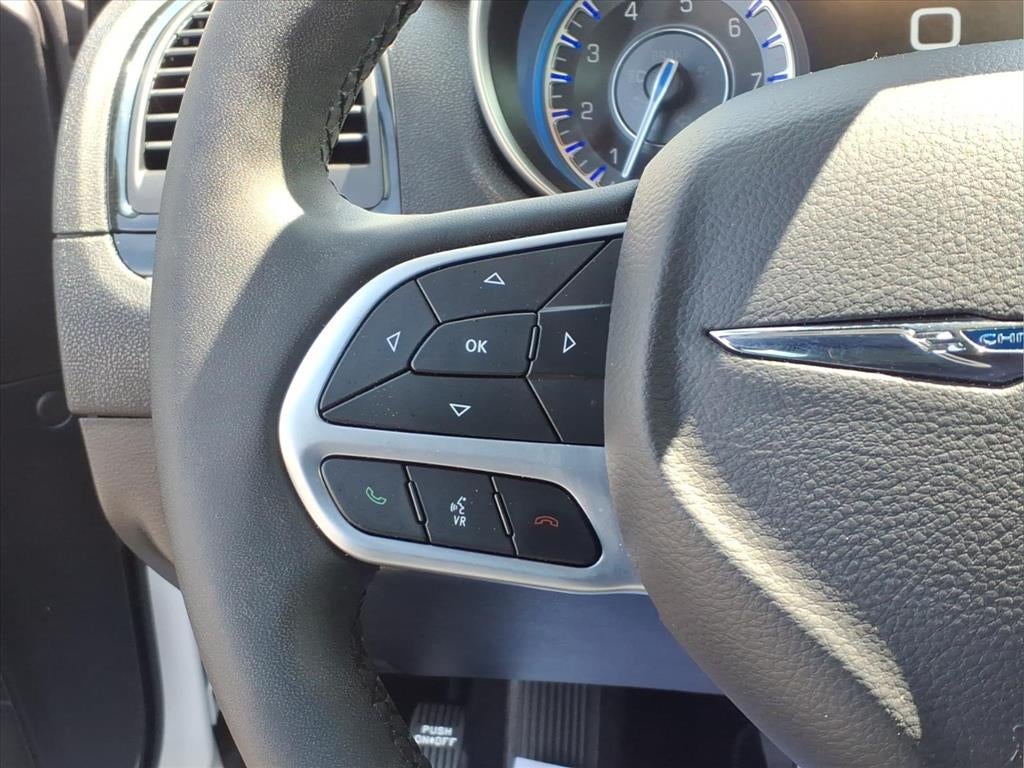 2023 Chrysler 300 Touring