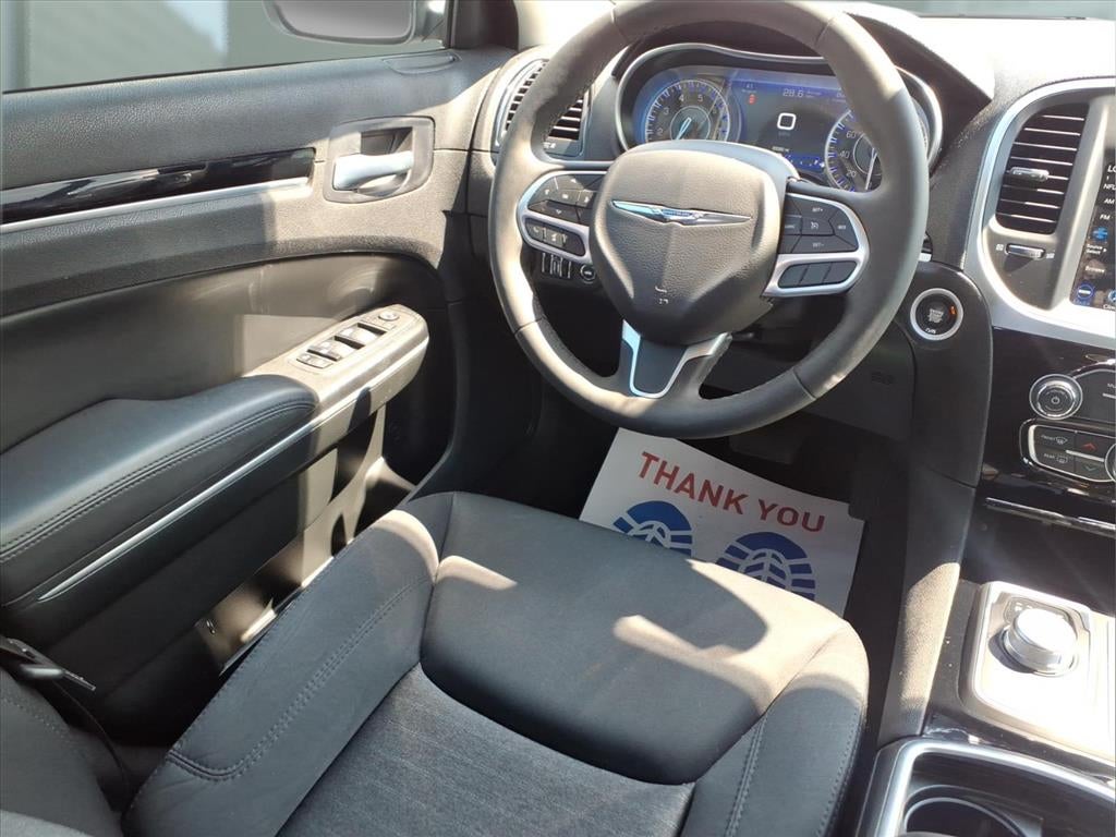 2023 Chrysler 300 Touring