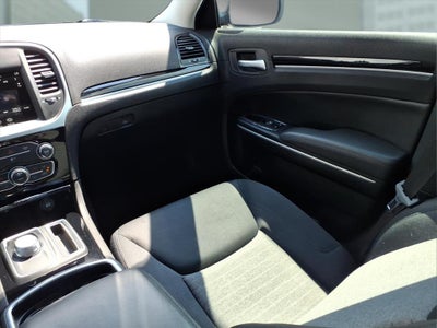 2023 Chrysler 300 Touring