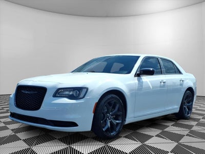 2023 Chrysler 300 Touring