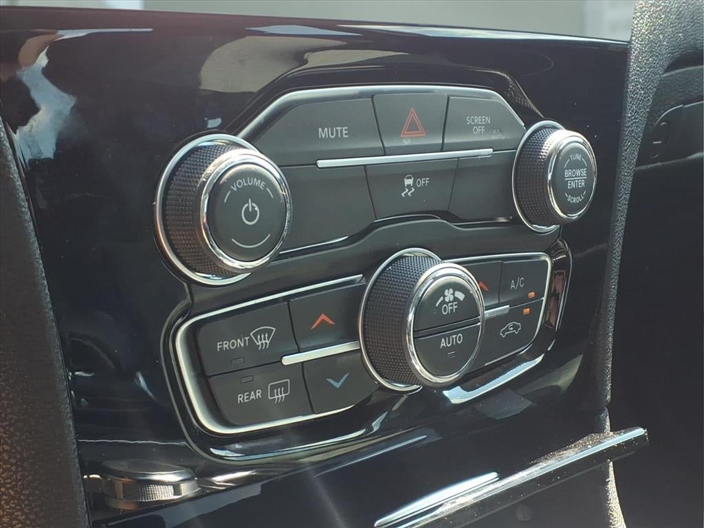 2023 Chrysler 300 Touring