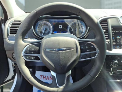 2023 Chrysler 300 Touring