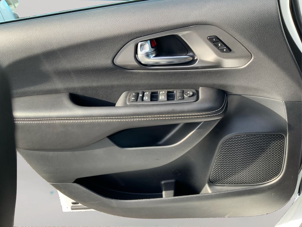 2026 Chrysler Pacifica PACIFICA SELECT