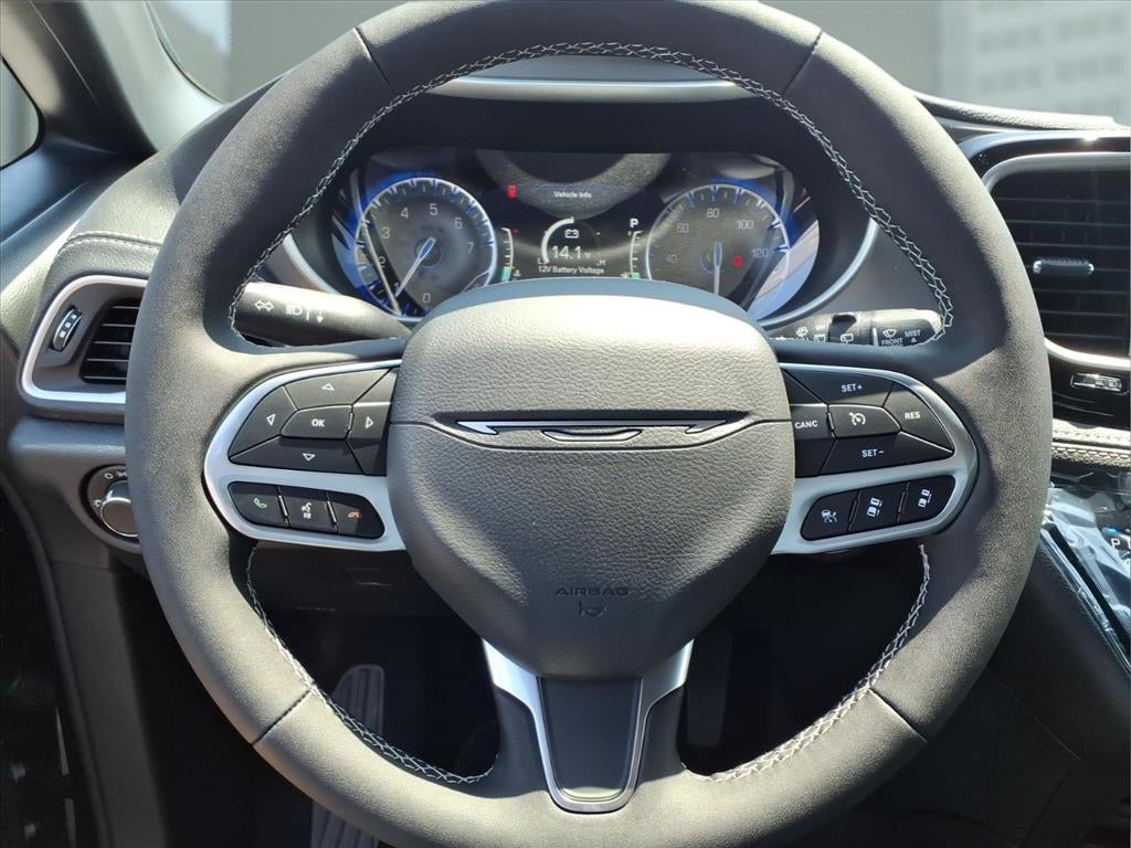 2027 Chrysler Pacifica PACIFICA SELECT