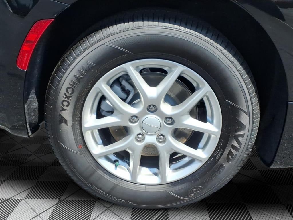 2027 Chrysler Pacifica PACIFICA SELECT