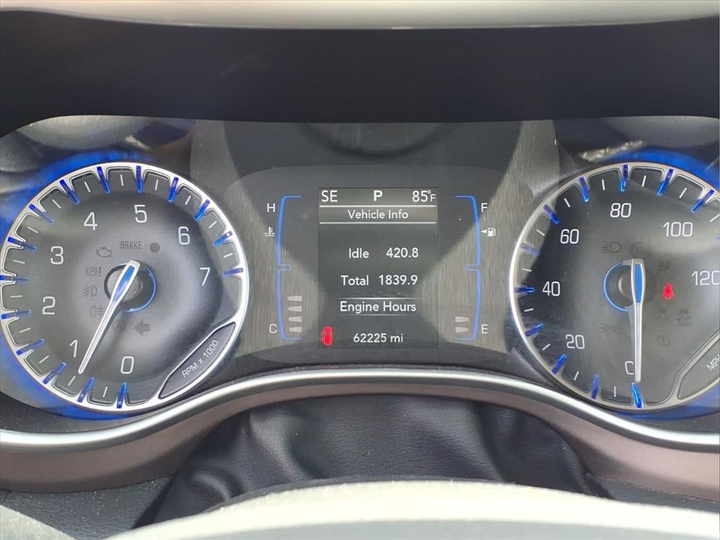 2023 Chrysler Voyager LX
