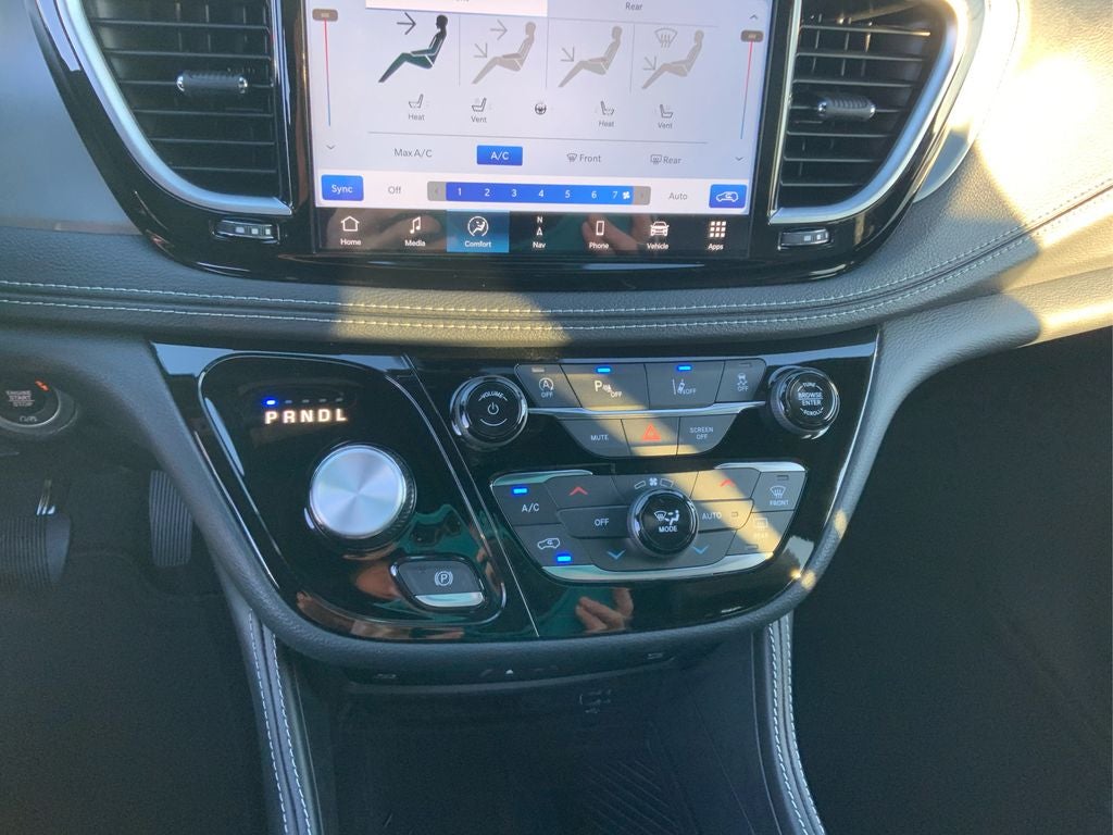 2026 Chrysler Pacifica PACIFICA LIMITED