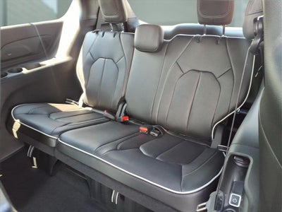 2027 Chrysler Pacifica PACIFICA LIMITED