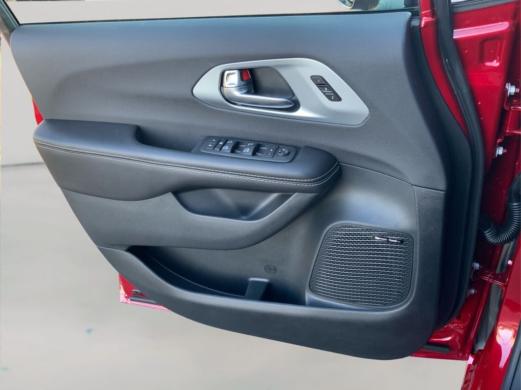 2026 Chrysler Pacifica PACIFICA LIMITED