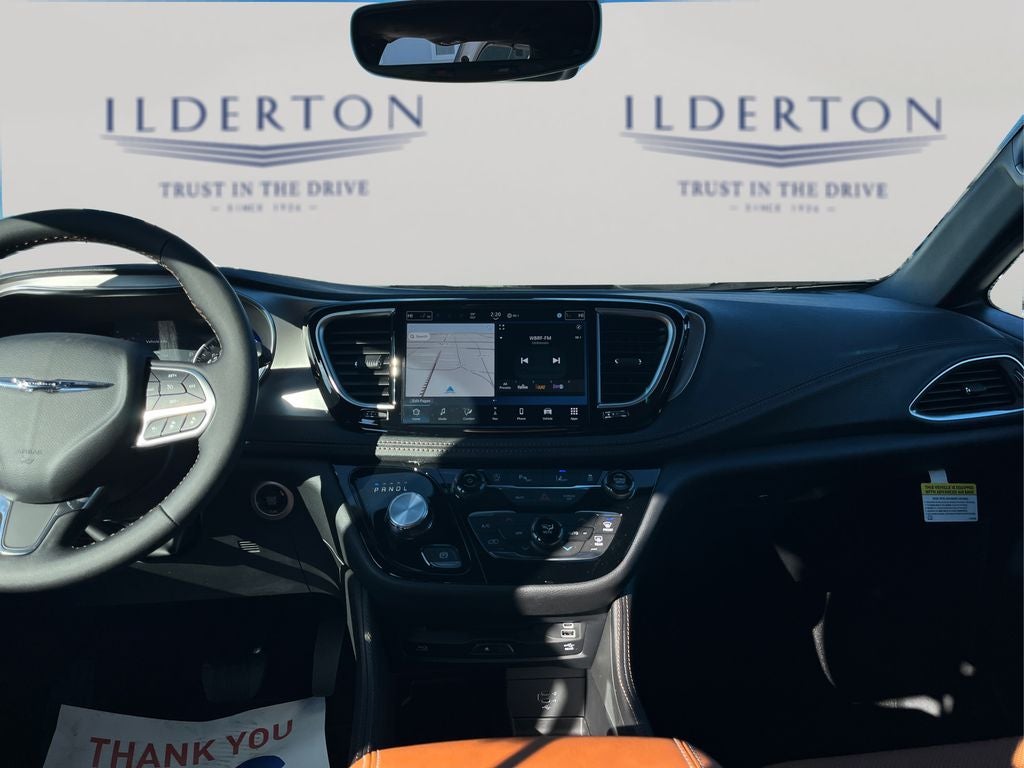 2026 Chrysler Pacifica PACIFICA PINNACLE