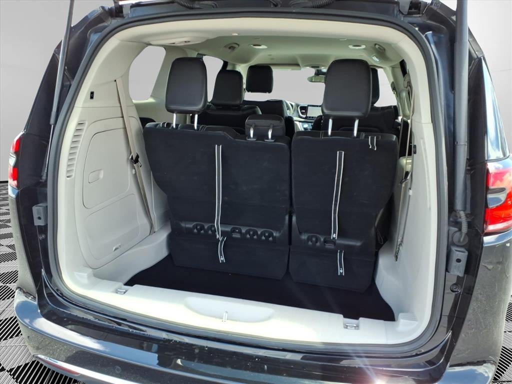 2024 Chrysler Pacifica Hybrid Select