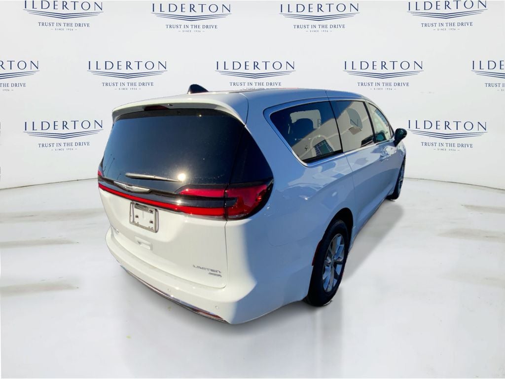 2026 Chrysler Pacifica PACIFICA LIMITED AWD