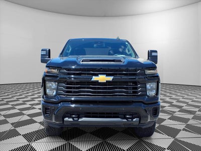 2025 Chevrolet Silverado Custom