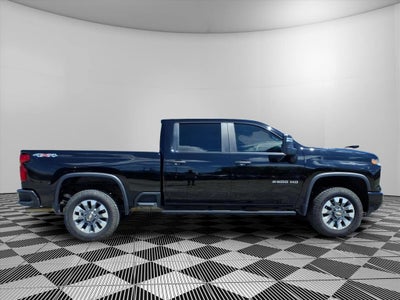 2025 Chevrolet Silverado Custom
