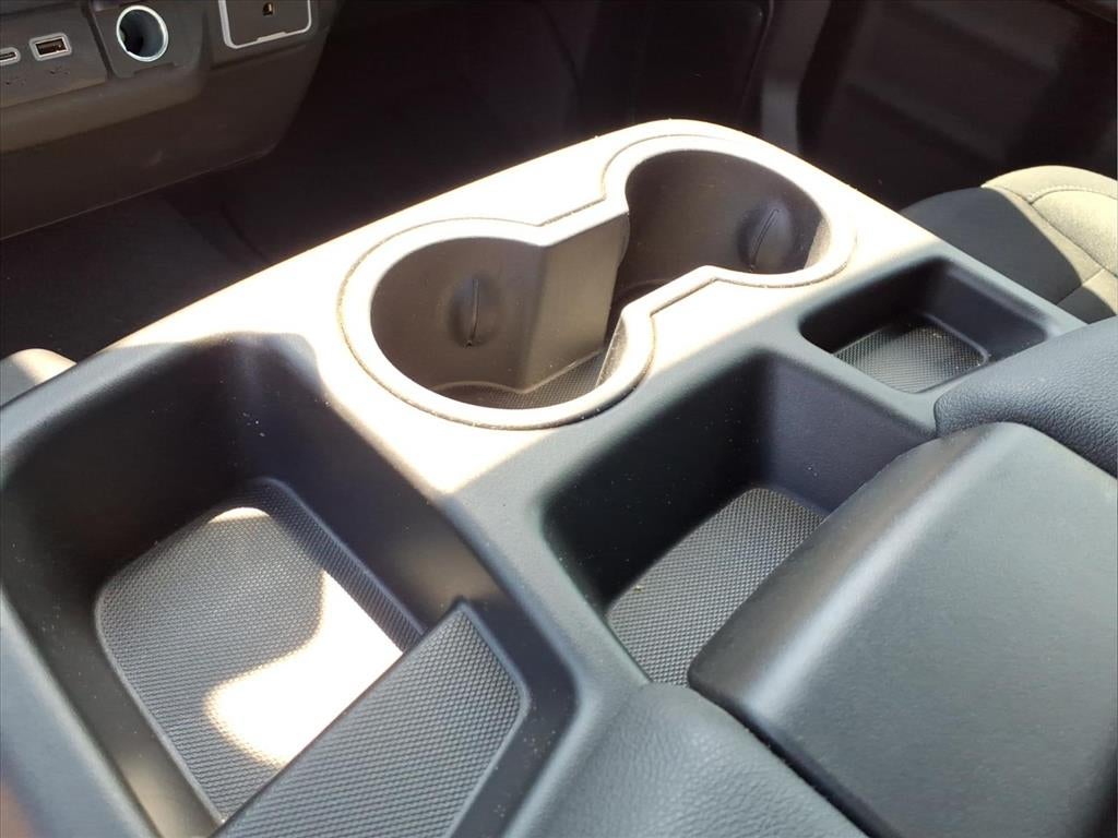 2025 Chevrolet Silverado Custom