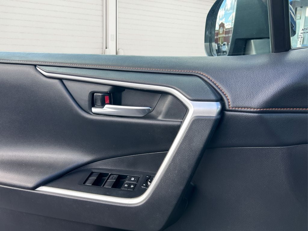 2020 Toyota RAV4 Adventure