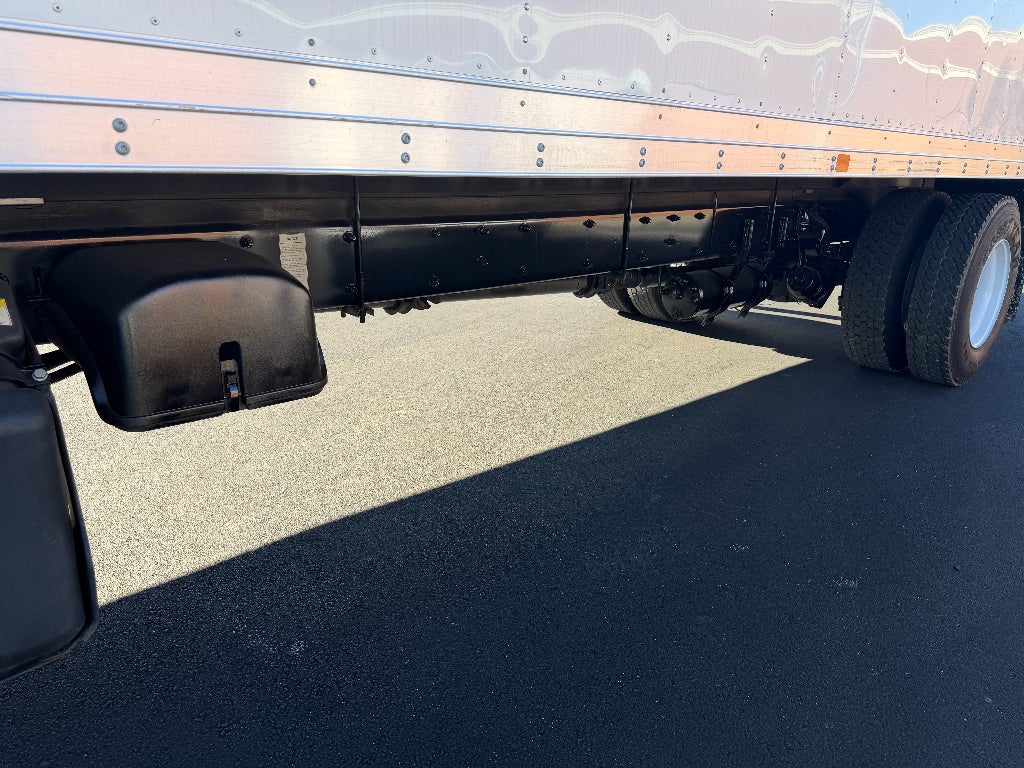 2021 Freightliner M2 106 Base