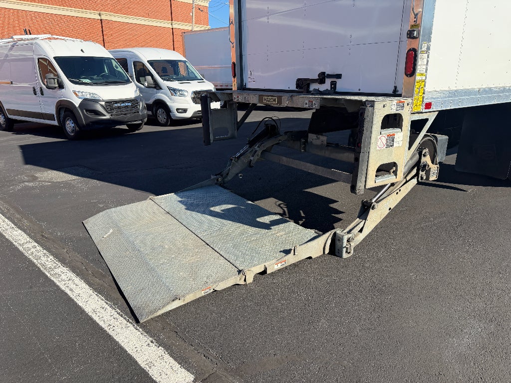 2021 Freightliner M2 106 Base