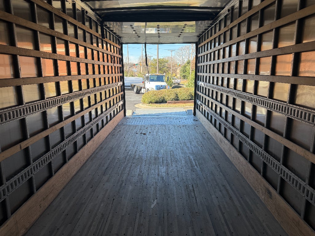 2021 Freightliner M2 106 Base