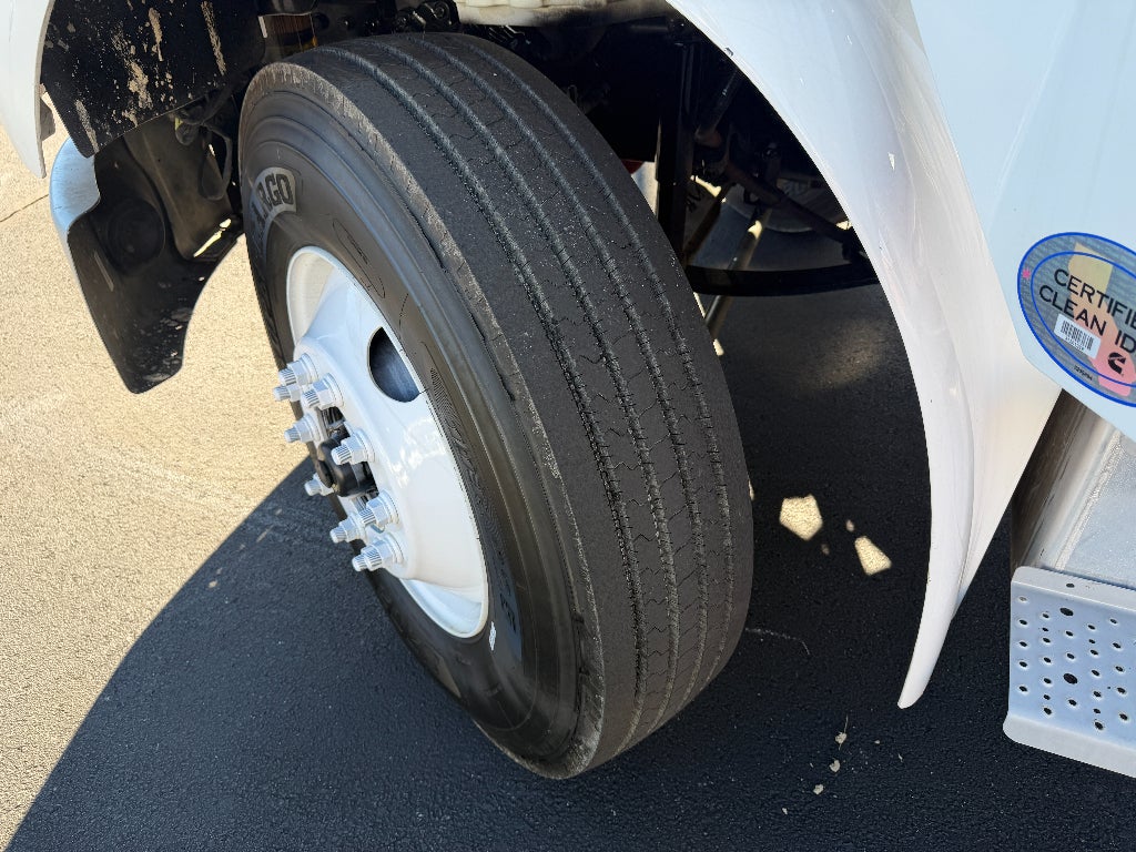 2021 Freightliner M2 106 Base