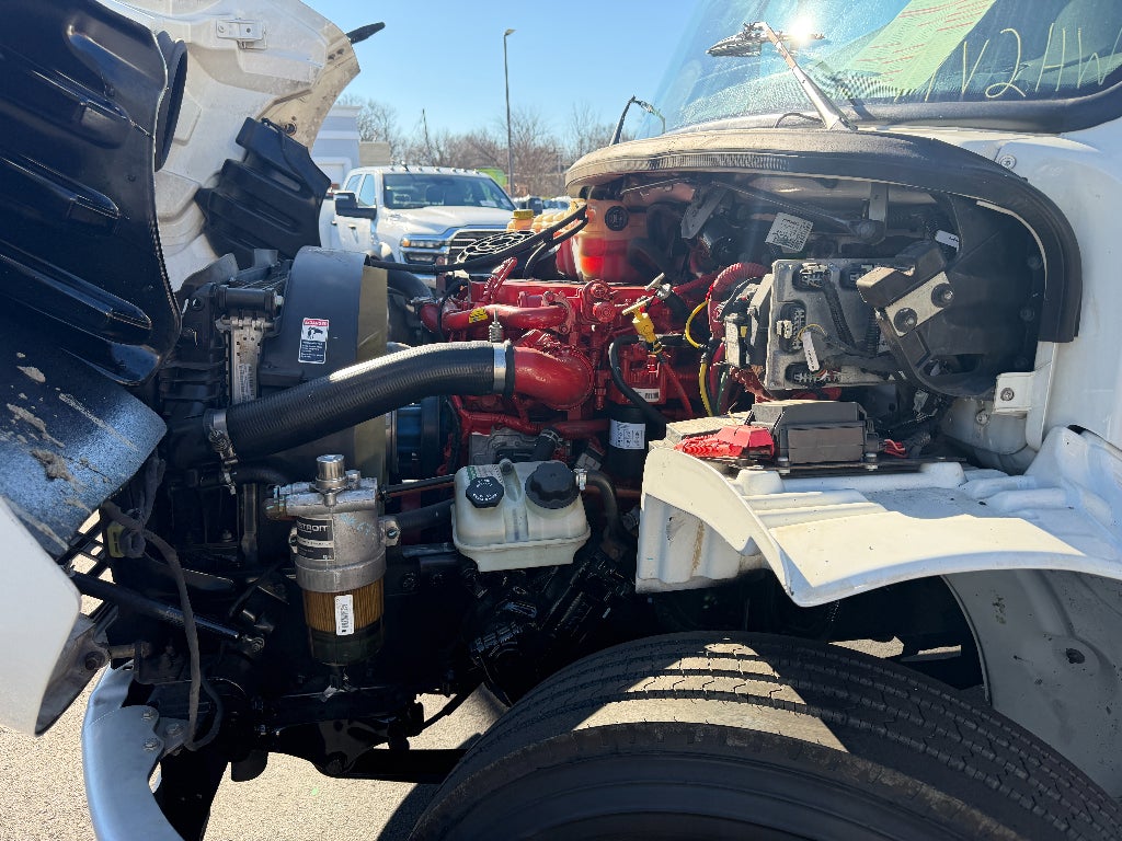 2021 Freightliner M2 106 Base