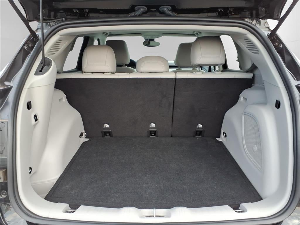 2022 Jeep Compass Latitude FWD