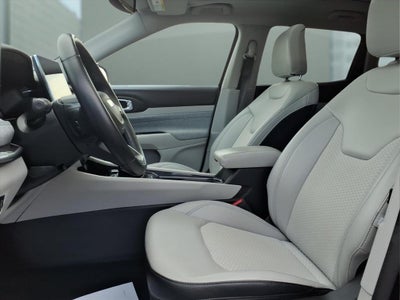 2022 Jeep Compass Latitude FWD