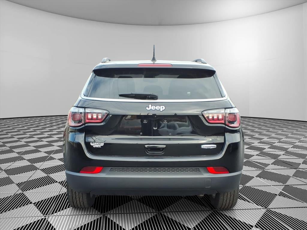 2022 Jeep Compass Latitude FWD