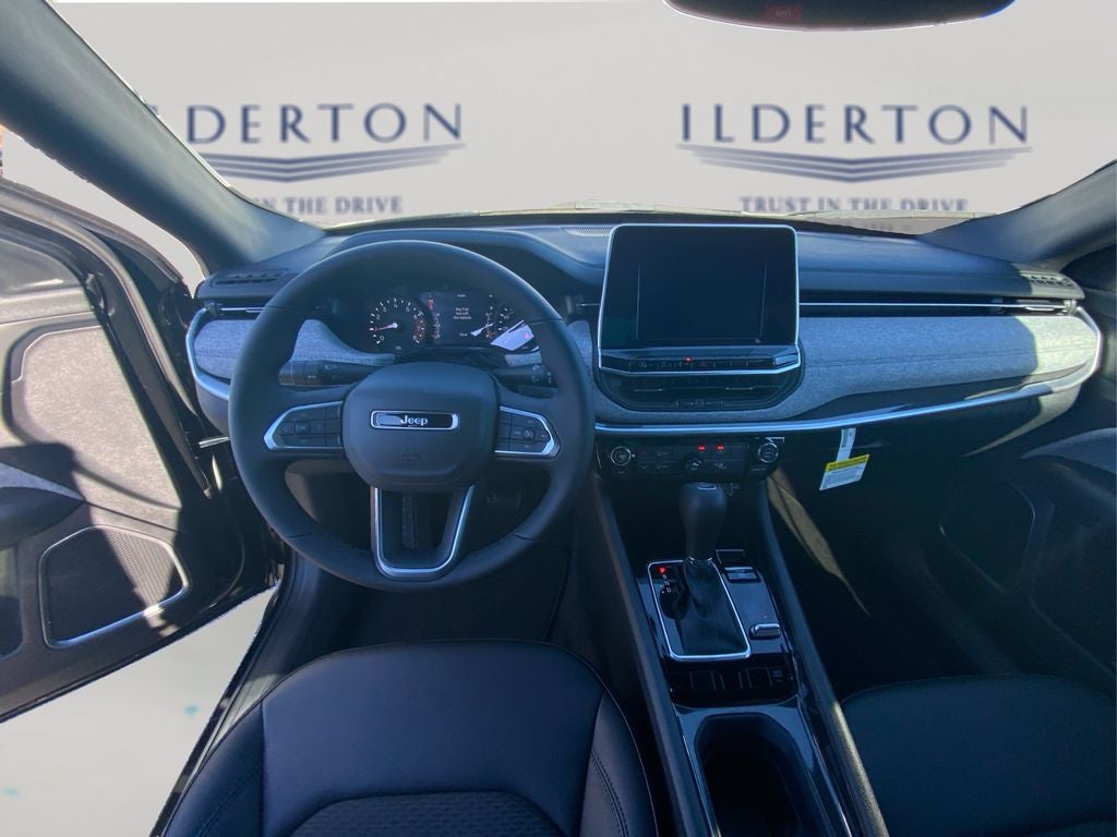 2026 Jeep Compass COMPASS LATITUDE 4X4