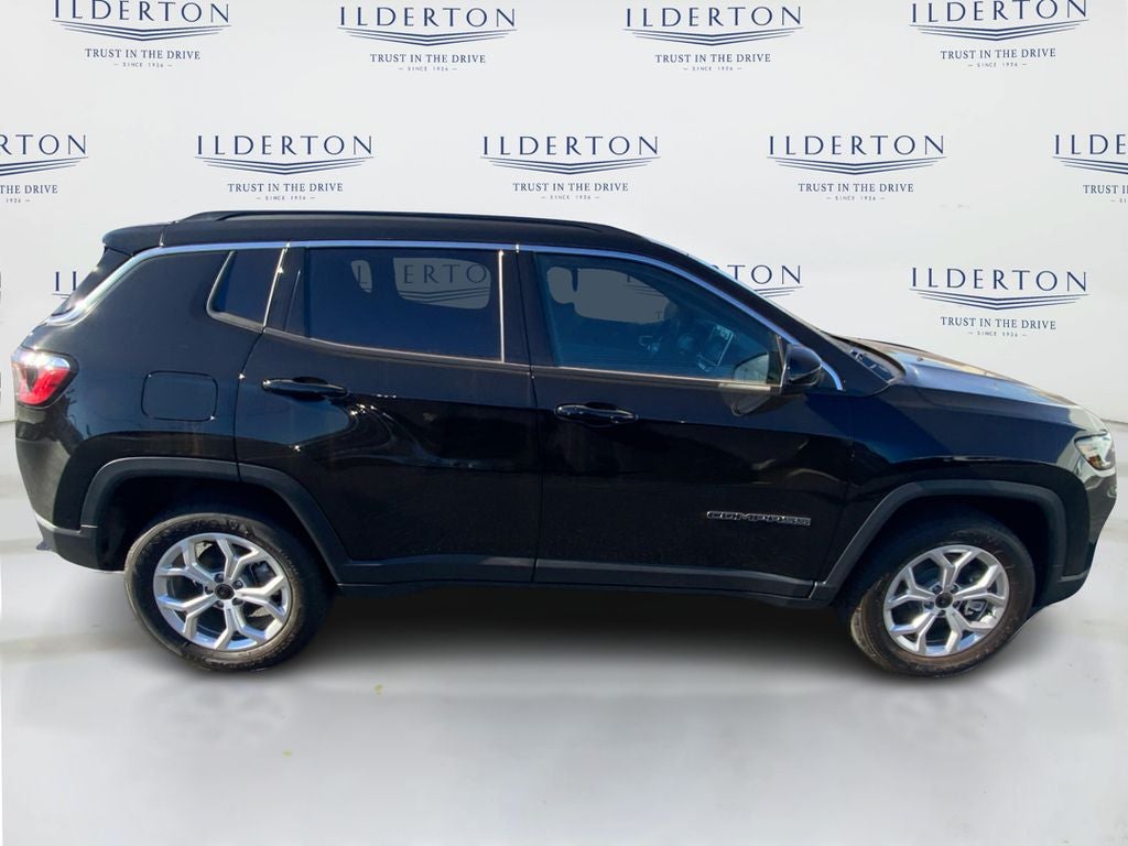 2026 Jeep Compass COMPASS LATITUDE 4X4