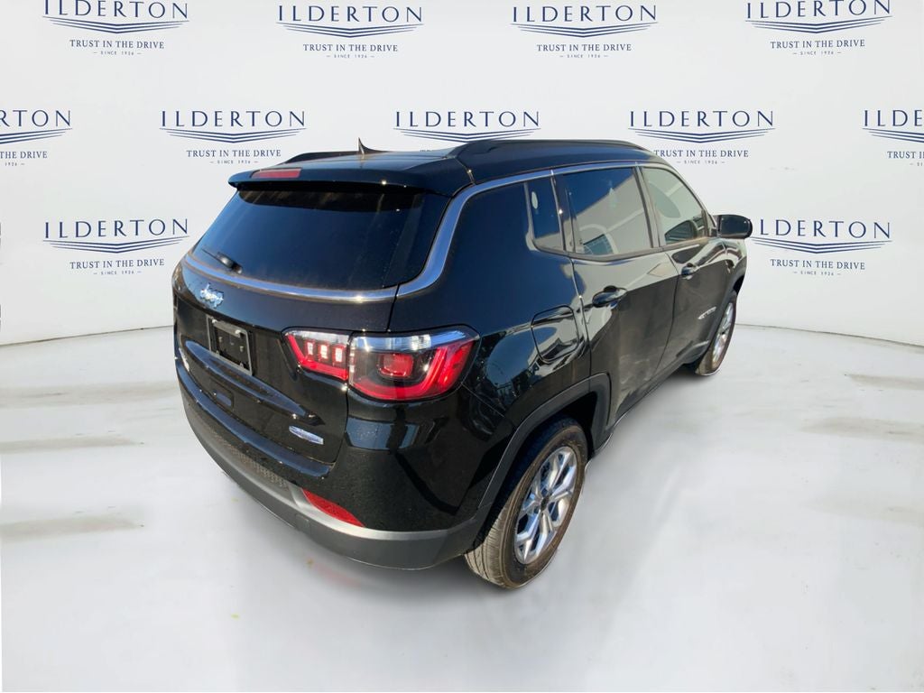 2026 Jeep Compass COMPASS LATITUDE 4X4