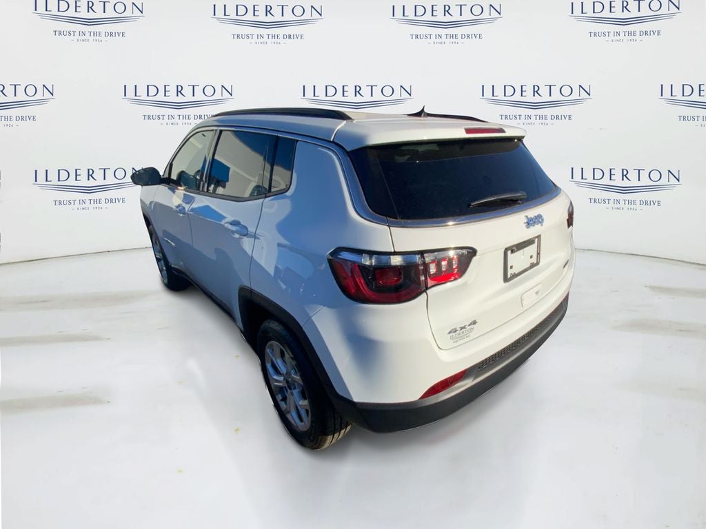 2026 Jeep Compass COMPASS LATITUDE 4X4