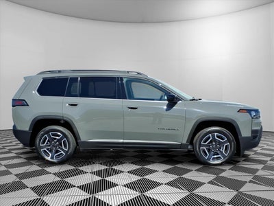 2026 Jeep Cherokee CHEROKEE LAREDO 4X4