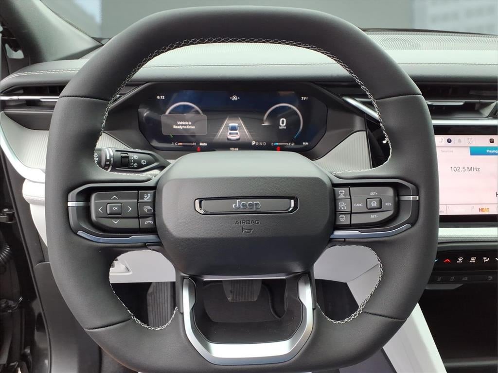 2026 Jeep Cherokee CHEROKEE LAREDO 4X4