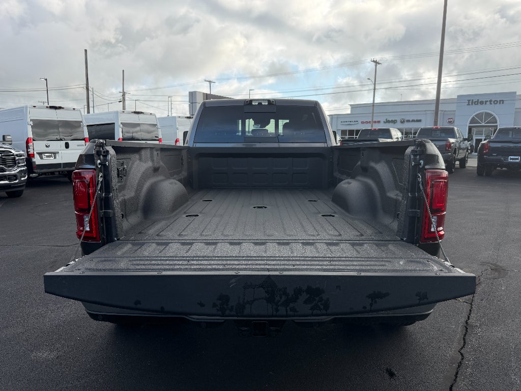 2026 RAM 3500 RAM 3500 BIG HORN CREW CAB 4X4 8' BOX