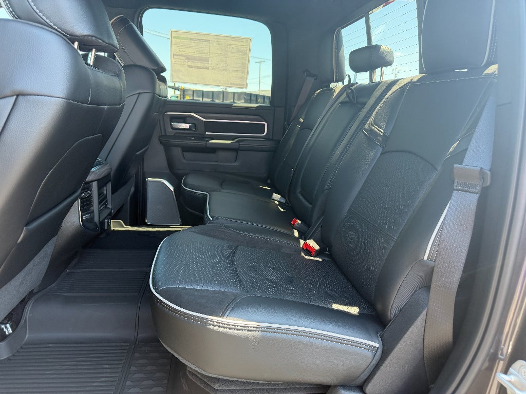 2026 RAM Ram 3500 RAM 3500 LARAMIE CREW CAB 4X4 8' BOX