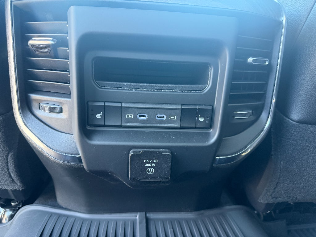 2026 RAM Ram 3500 RAM 3500 LARAMIE CREW CAB 4X4 8' BOX