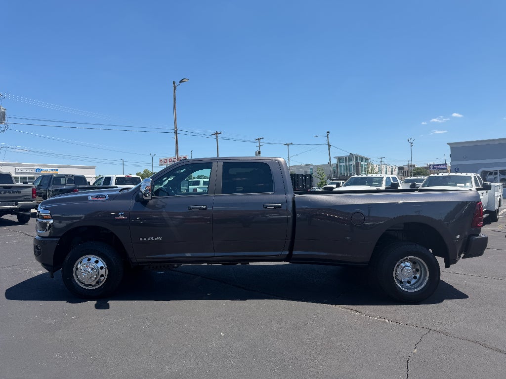 2026 RAM Ram 3500 RAM 3500 LARAMIE CREW CAB 4X4 8' BOX