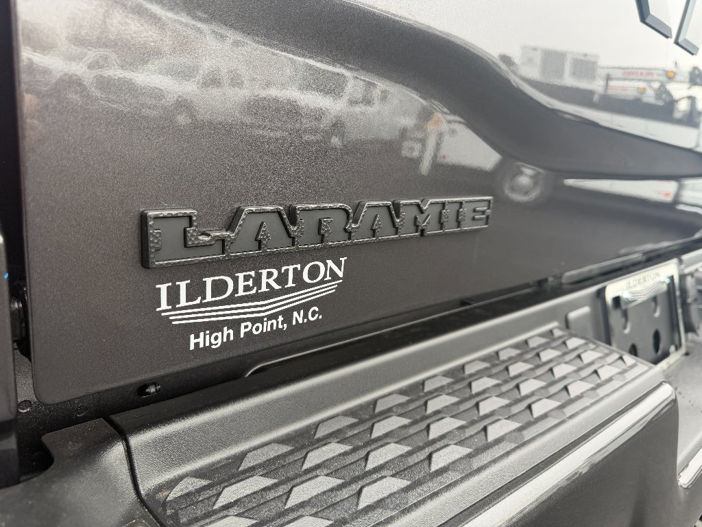 2026 RAM Ram 3500 RAM 3500 LARAMIE CREW CAB 4X4 8' BOX