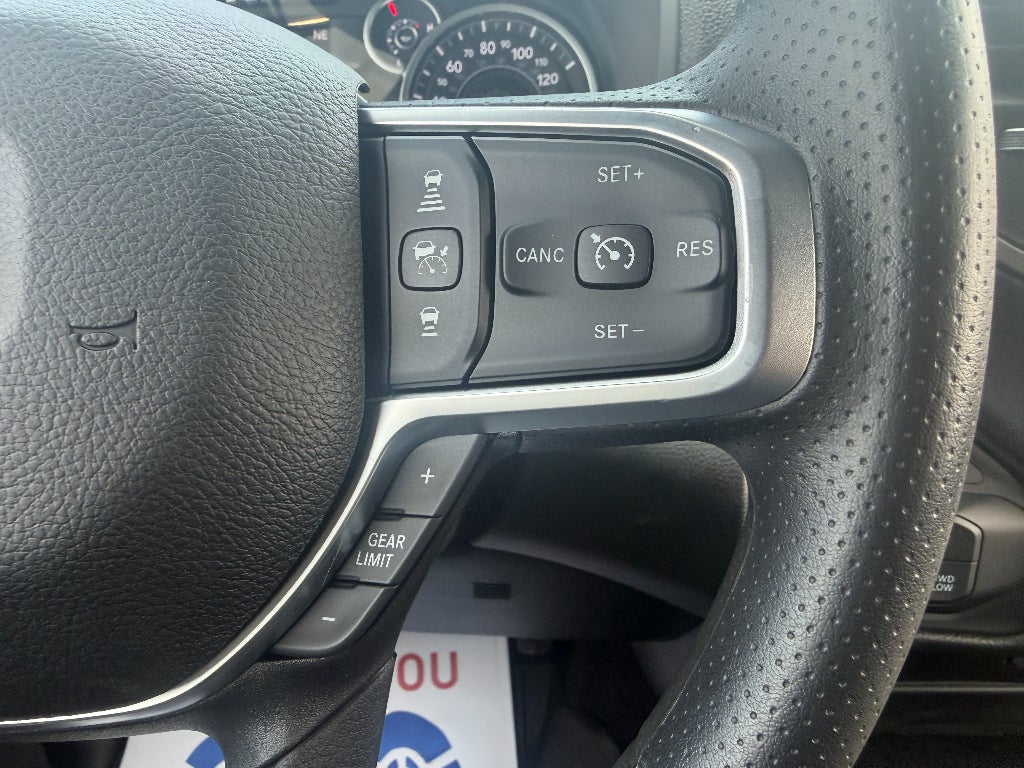 2026 RAM 2500 RAM 2500 BLACK EXPRESS CREW CAB 4X4 6'4' BOX