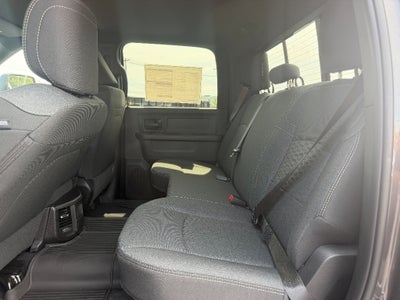 2026 RAM 2500 RAM 2500 BLACK EXPRESS CREW CAB 4X4 6'4' BOX