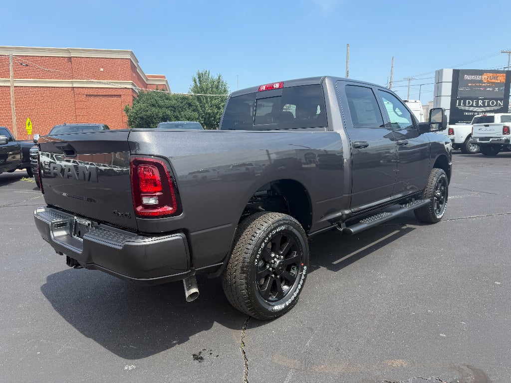 2026 RAM 2500 RAM 2500 BLACK EXPRESS CREW CAB 4X4 6'4' BOX