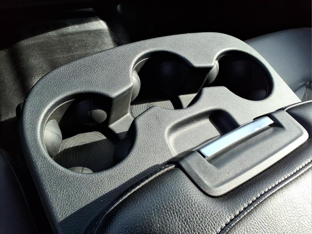 2022 RAM 2500 Tradesman Crew Cab 4x4 6'4' Box