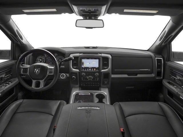 2017 RAM 2500 Laramie Crew Cab 4x4 6'4' Box