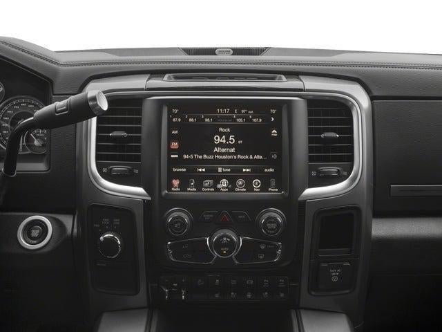 2017 RAM 2500 Laramie Crew Cab 4x4 6'4' Box