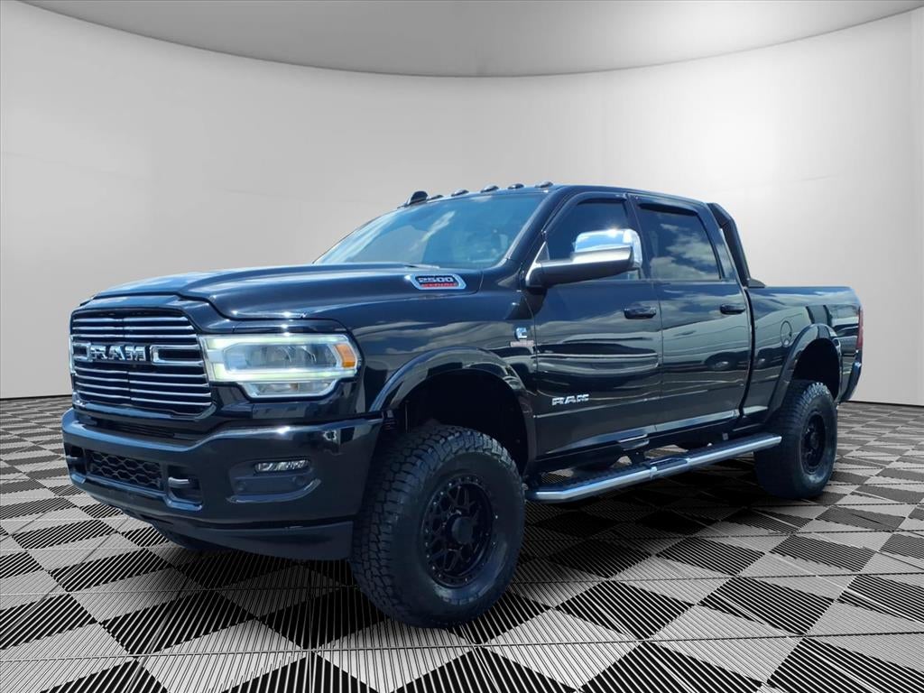 2022 RAM 2500 Laramie Crew Cab 4x4 6'4' Box