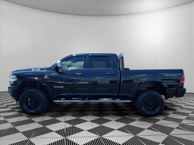 2022 RAM 2500 Laramie Crew Cab 4x4 6'4' Box