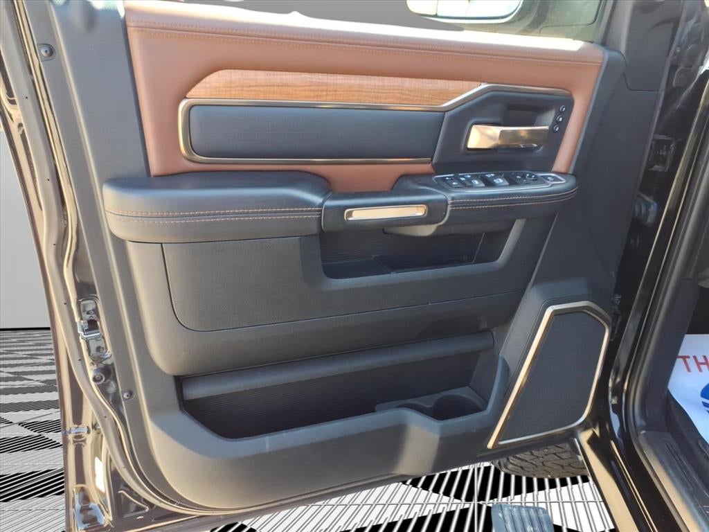 2022 RAM 2500 Limited Longhorn Crew Cab 4x4 6'4' Box