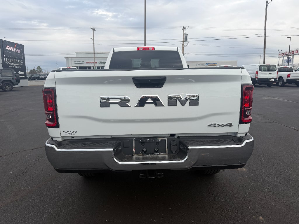 2026 RAM Ram 2500 RAM 2500 TRADESMAN CREW CAB 4X4 8' BOX