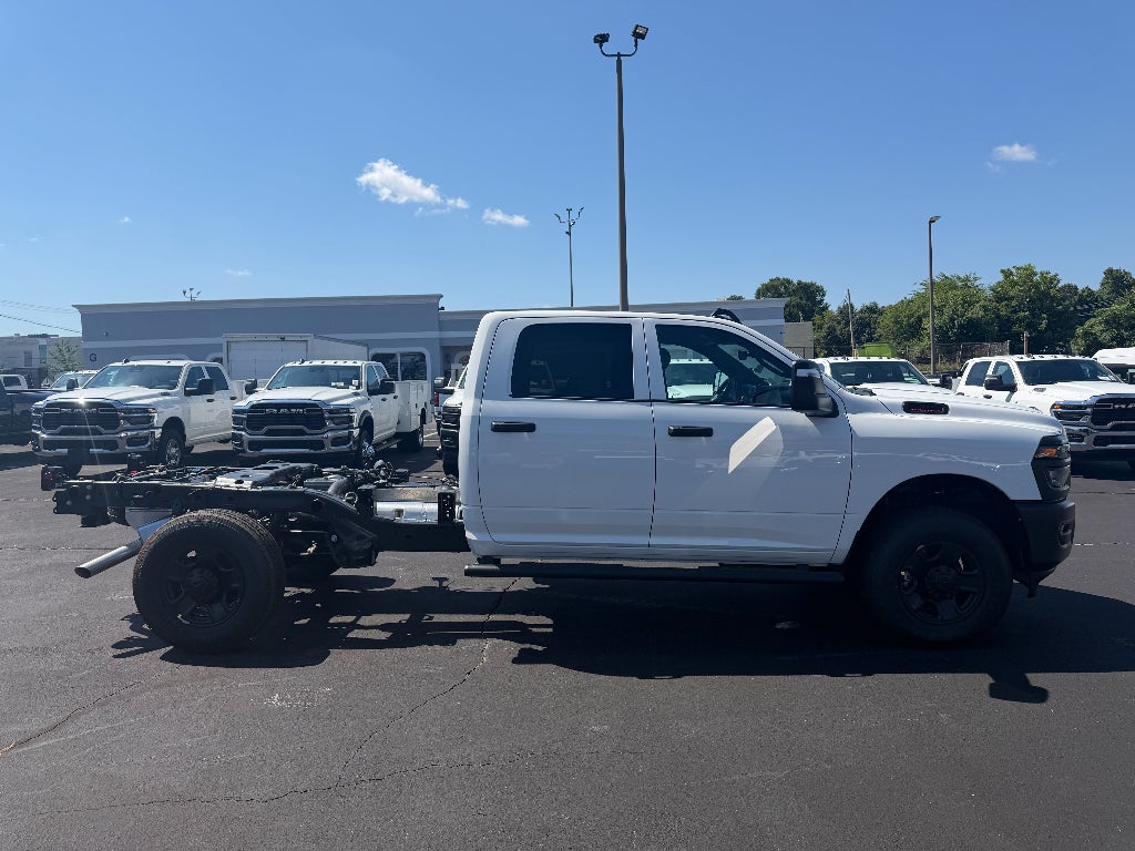 2026 RAM Ram 2500 RAM 2500 TRADESMAN CREW CAB 4X4 8' BOX